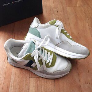 Tommy Hilfiger sneakers